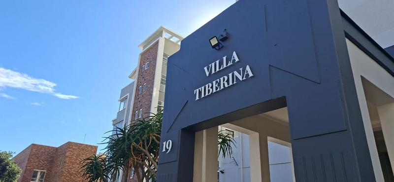 To Let 2 Bedroom Property for Rent in Sea Point Western Cape